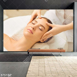 Tranh SP5751 cô gái nằm mát xa thư giãn