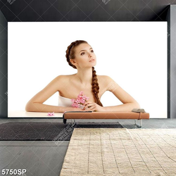 Tranh cô gái xinh đẹp SP5750