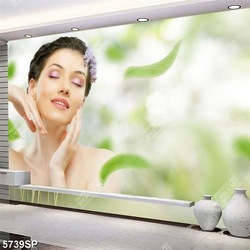 Tranh người đẹp nhắm đôi mắt