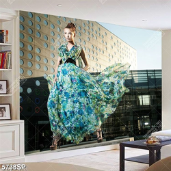 Tranh người đẹp mặc váy voan hoa