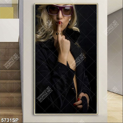Tranh người đẹp tóc vàng SP5731