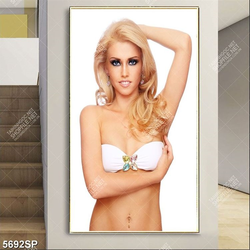 Tranh người mẫu tóc vàng xinh đẹp SP5692