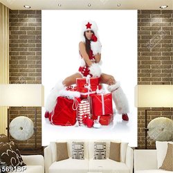 Tranh người mẫu ngồi trên những hộp quà noel