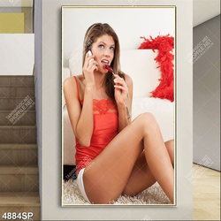 Tranh người đẹp mặc áo đỏ