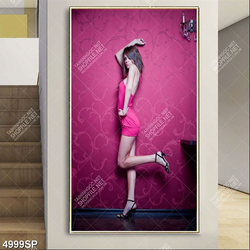 Tranh cô gái mặc váy hồng