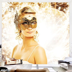 Tranh người đẹp đeo mặt nạ