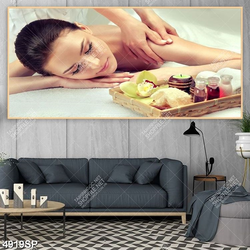 Tranh người đẹp massage trong spa