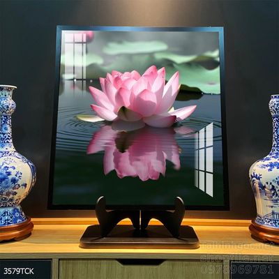 Tranh cá chép hoa sen treo tường mang nhiều ý nghĩa