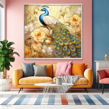 Tranh phong thủy chim công và hoa mẫu đơn rước may mắn vào nhà