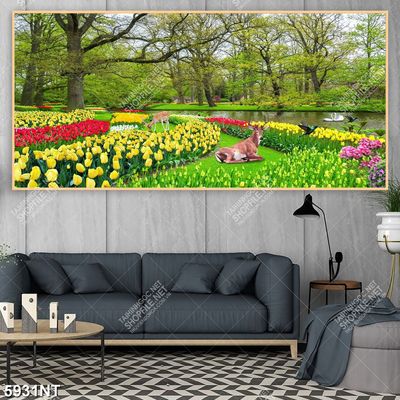 Tranh trên bàn thẩm phán