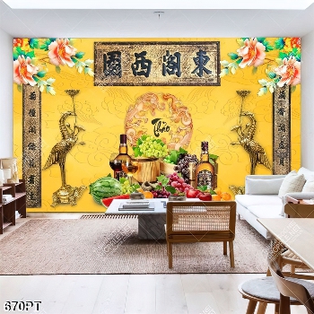 Tranh thư pháp và hạc vàng trang trí bàn thờ gia tiên