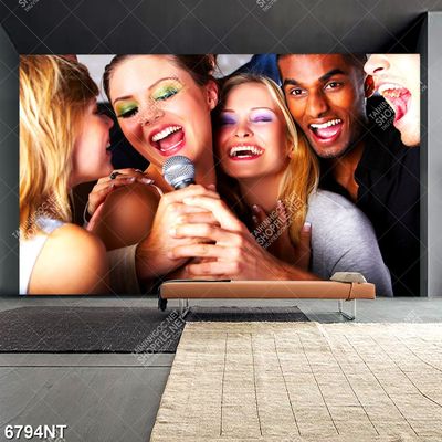 Tranh nhóm bạn trẻ