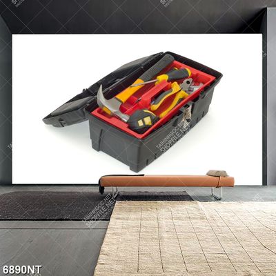 Tranh thùng đựng dụng cụ