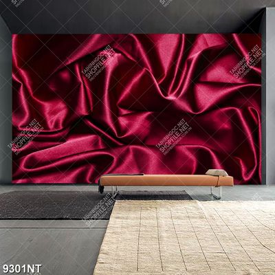 Tranh khăn lụa màu đỏ đô