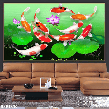 Tranh cá koi quần hội bên bông hoa sen đẹp in uv
