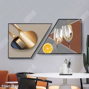 Tranh ghép tôn vẻ đẹp mảng tường trắng