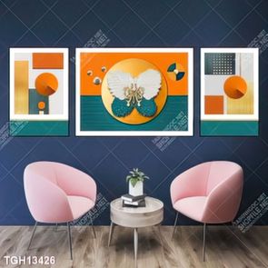 Tranh ghép tôn vẻ đẹp mảng tường trắng