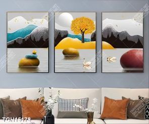 Tranh treo tường phòng khách đẹp, sang trọng và hiện đại