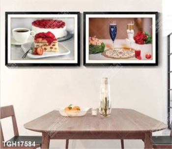 Tranh ghép theo bộ trang trí tường nhà độc đáo