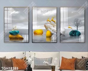 Tranh ghép tôn vẻ đẹp mảng tường trắng