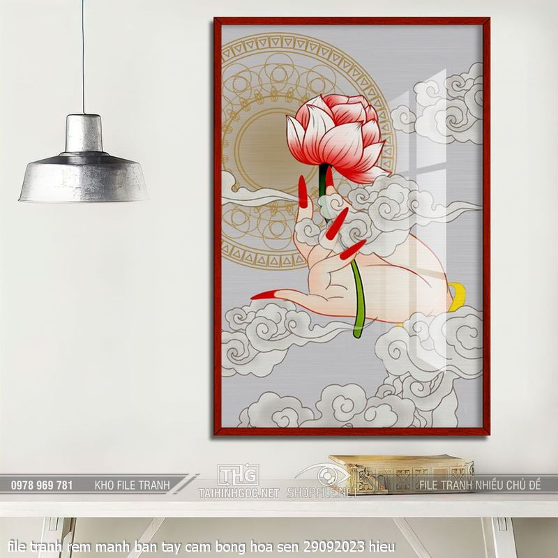 file tranh rem manh ban tay cam bong hoa sen 29092023 hieu